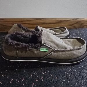 Sanuk Tan Kids Sandals with Fuzzy Lining